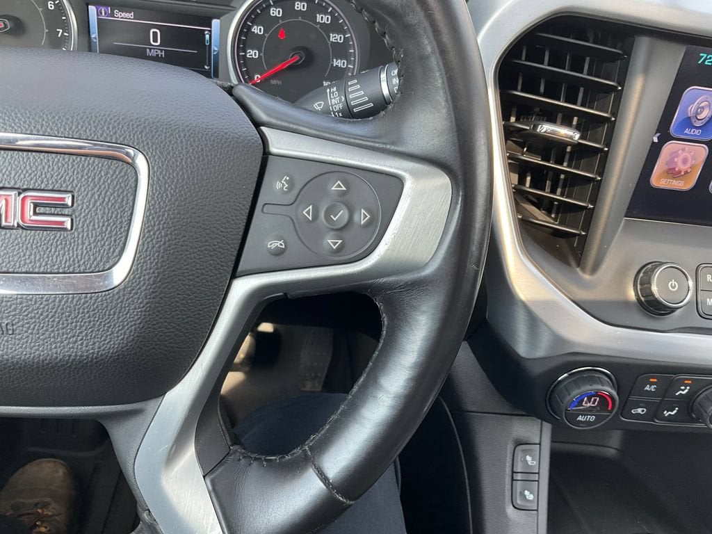 2017 GMC Acadia SLT