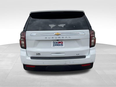 2022 Chevrolet Suburban LT