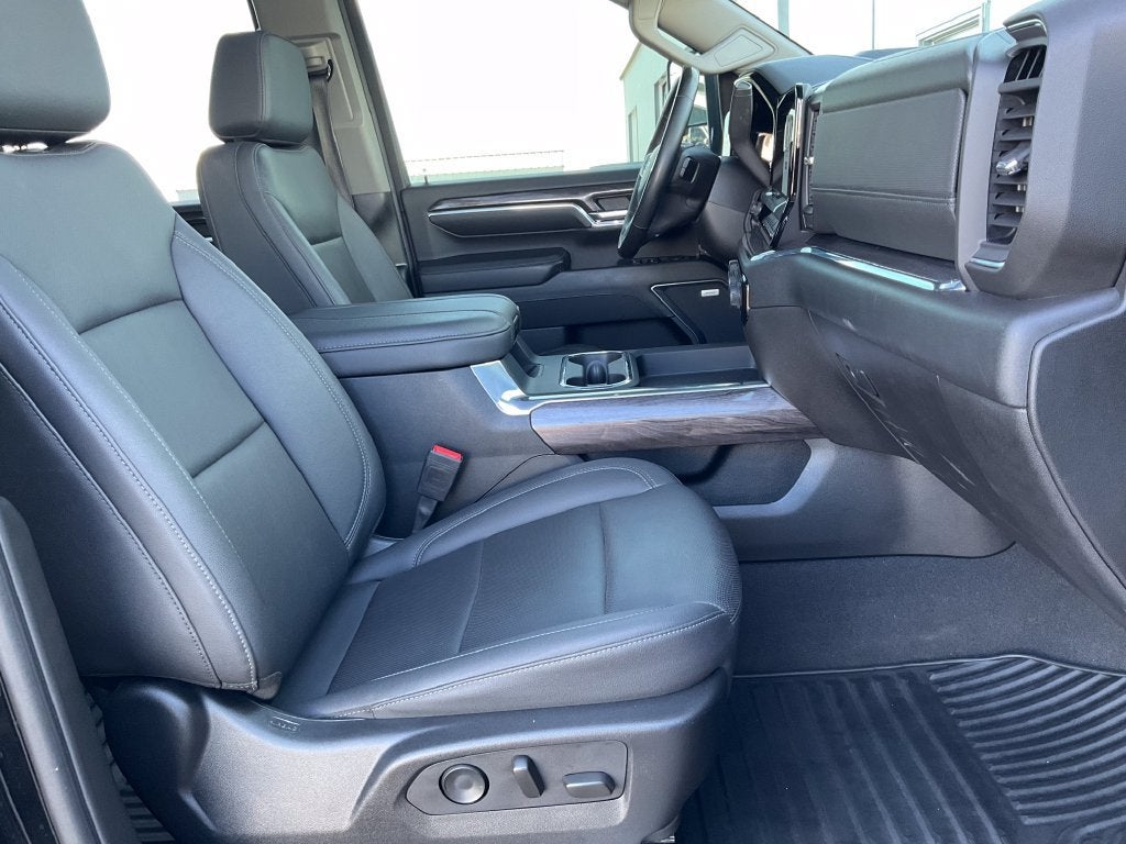 2024 Chevrolet Silverado 3500 HD LTZ