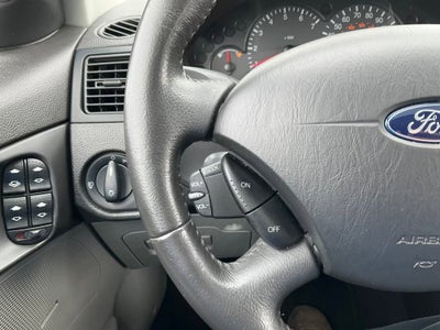 2005 Ford Focus S