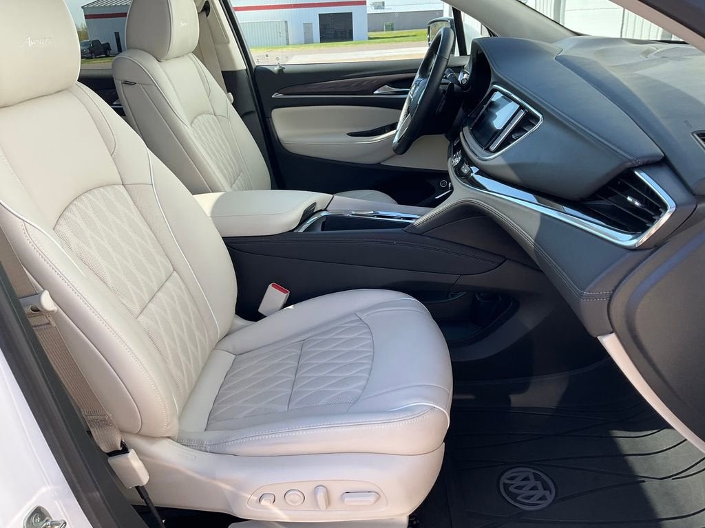 2023 Buick Enclave Avenir