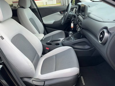 2023 Hyundai Kona SE