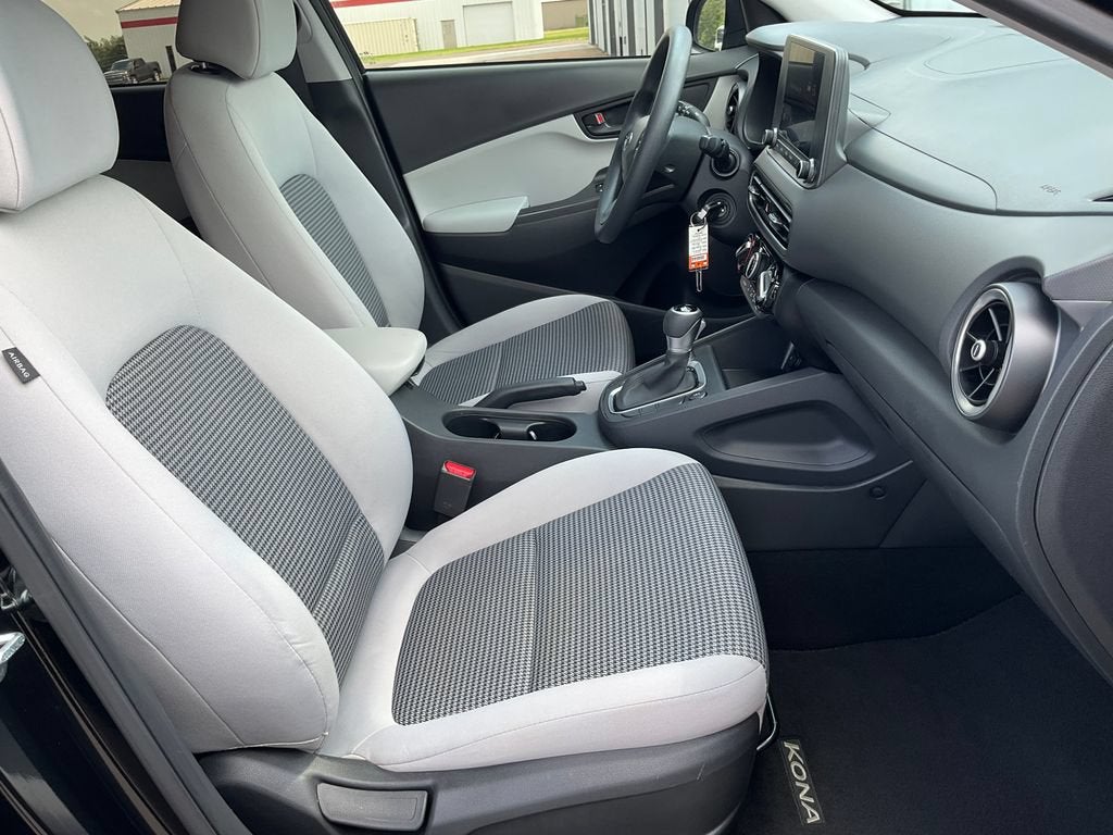 2023 Hyundai Kona SE