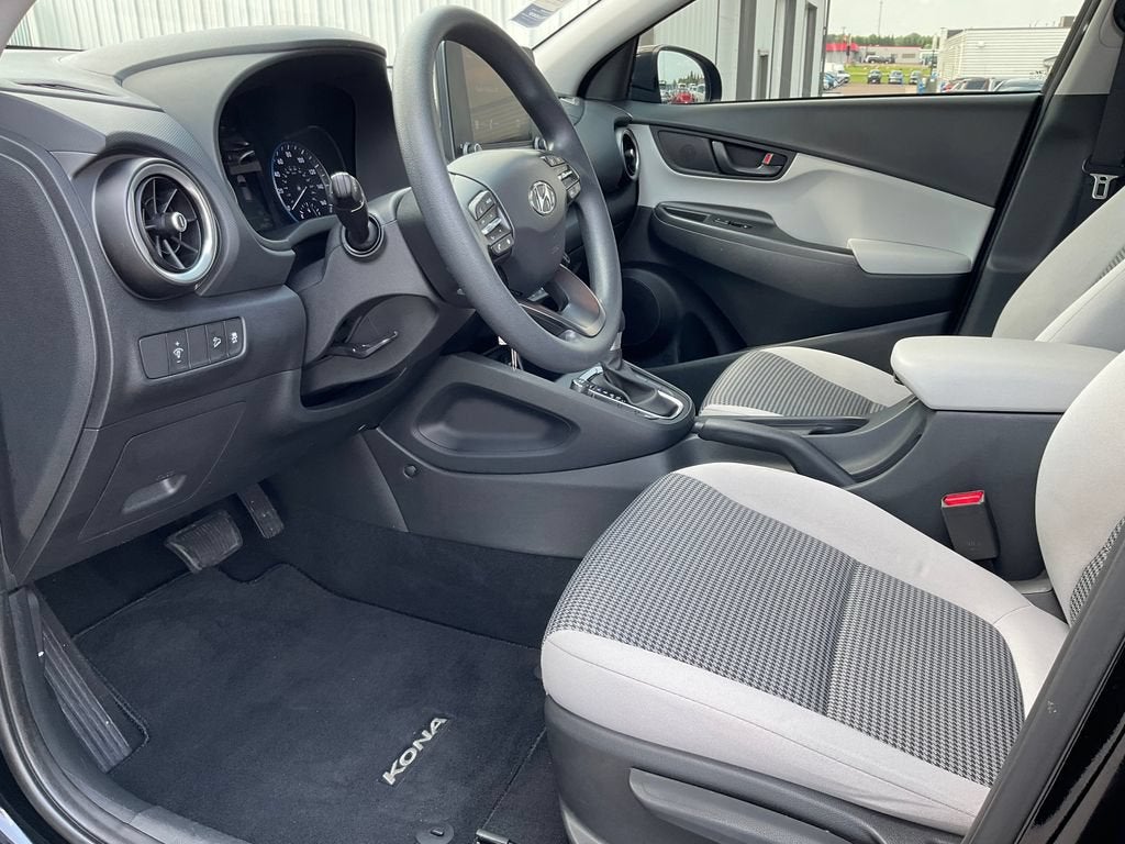 2023 Hyundai Kona SE