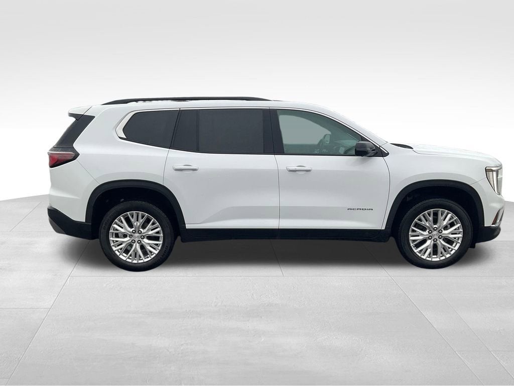 2024 GMC Acadia Elevation