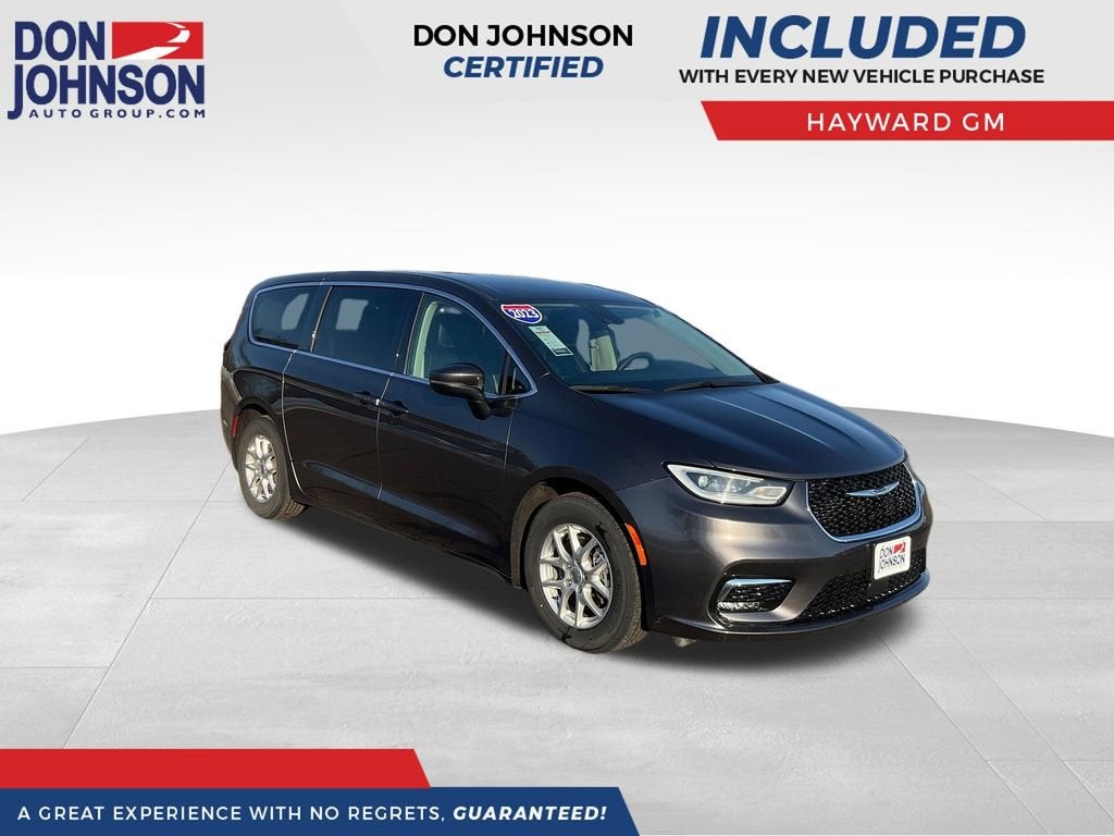 2023 Chrysler Pacifica Touring L