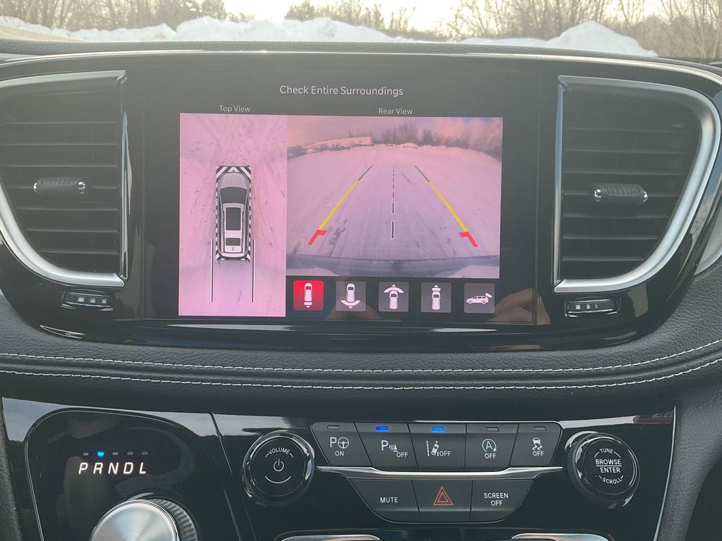 2022 Chrysler Pacifica Limited