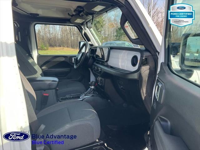 2025 Jeep Gladiator Sport