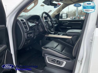 2021 RAM 1500 Laramie Crew Cab 4x4 5'7' Box