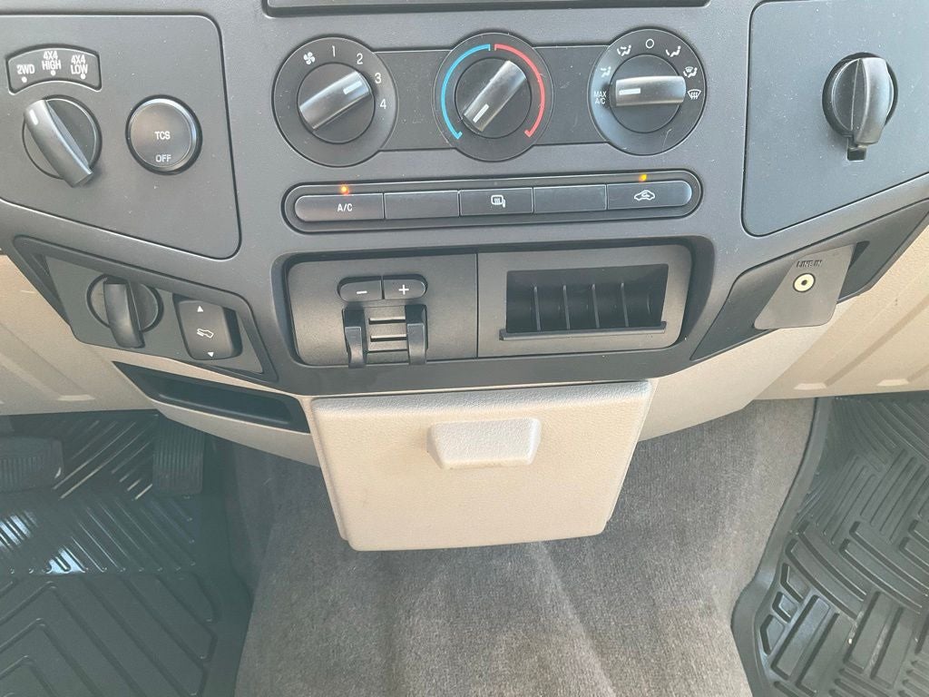 2010 Ford Super Duty F-250 SRW XLT