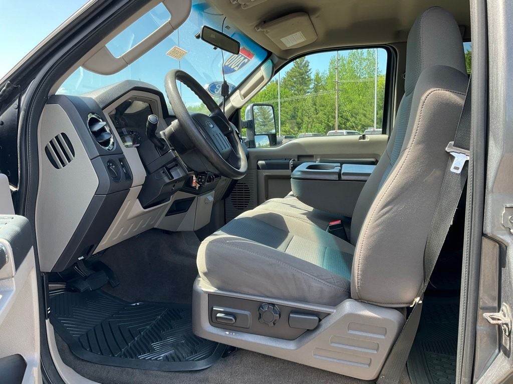 2010 Ford Super Duty F-250 SRW XLT