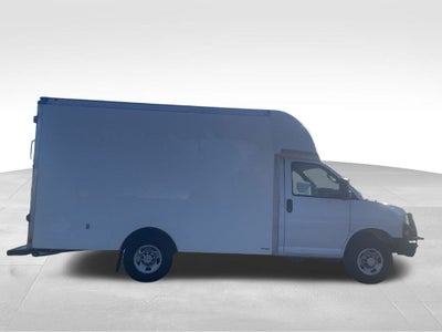 2021 Chevrolet Express Cutaway Work Van