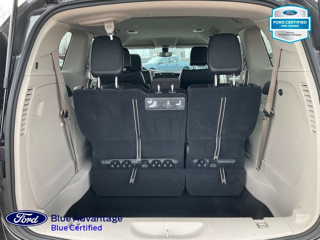 2021 Chrysler Voyager LXI