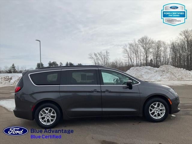 2021 Chrysler Voyager LXI