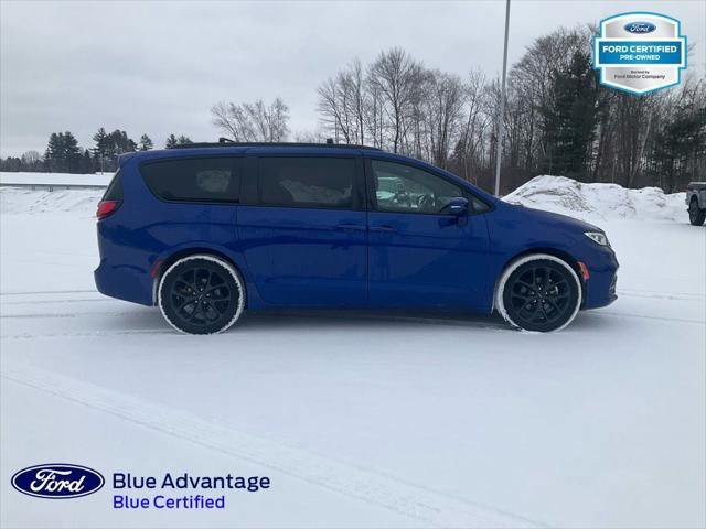 2021 Chrysler Pacifica Touring