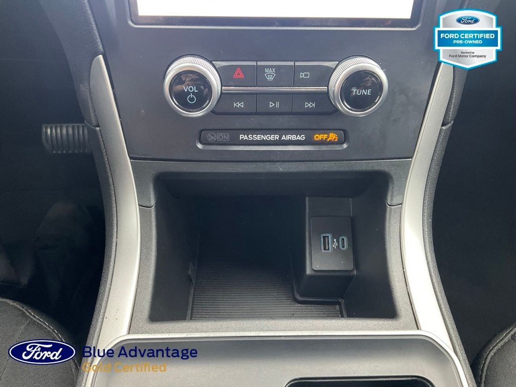 2022 Ford Edge SE