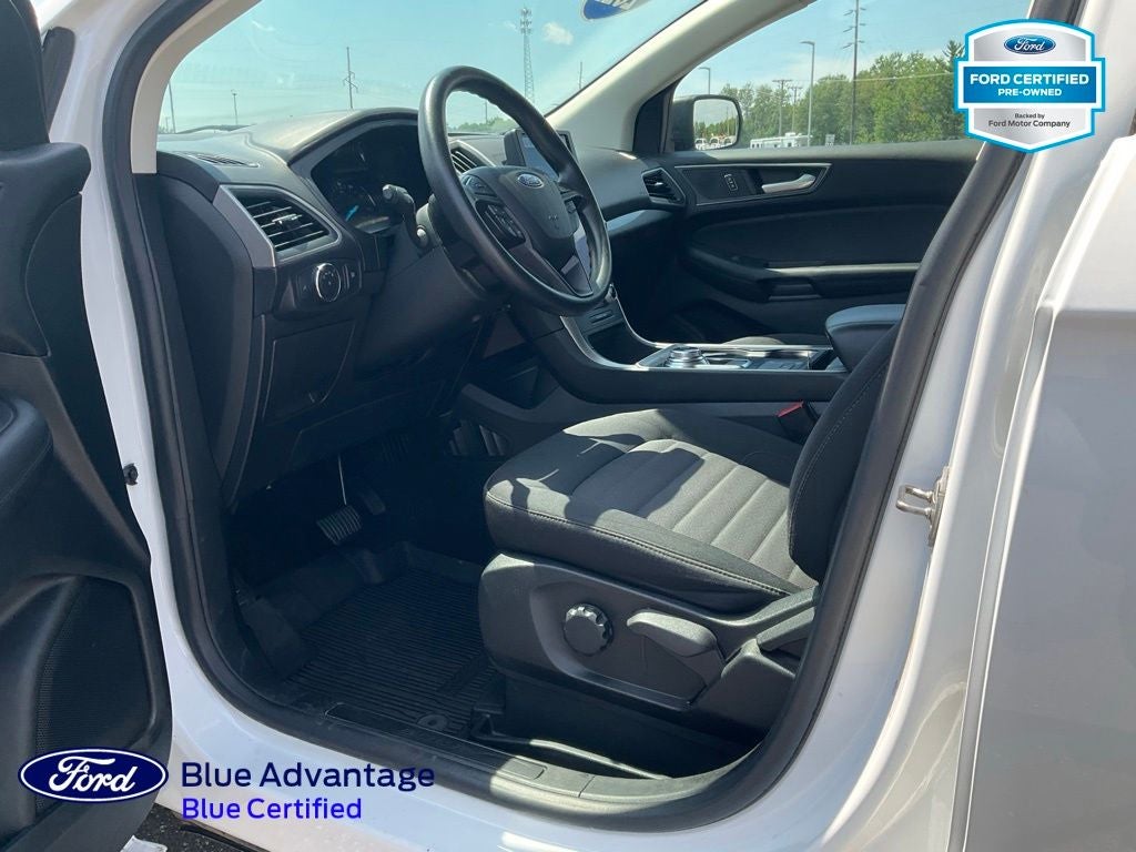 2022 Ford Edge SE