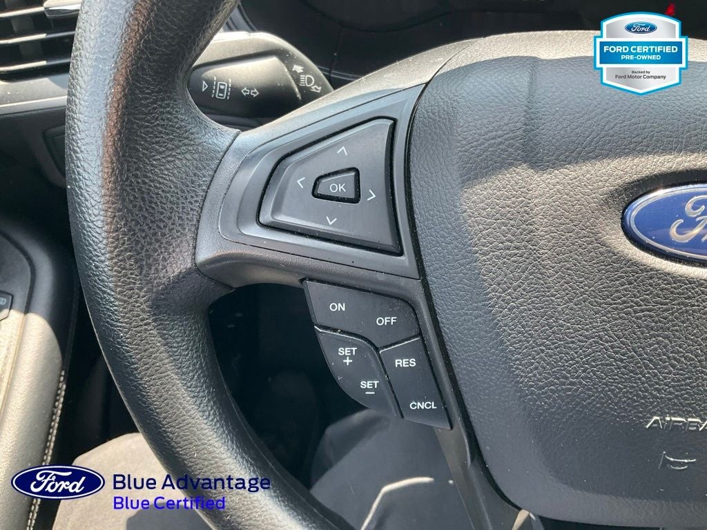 2022 Ford Edge SE