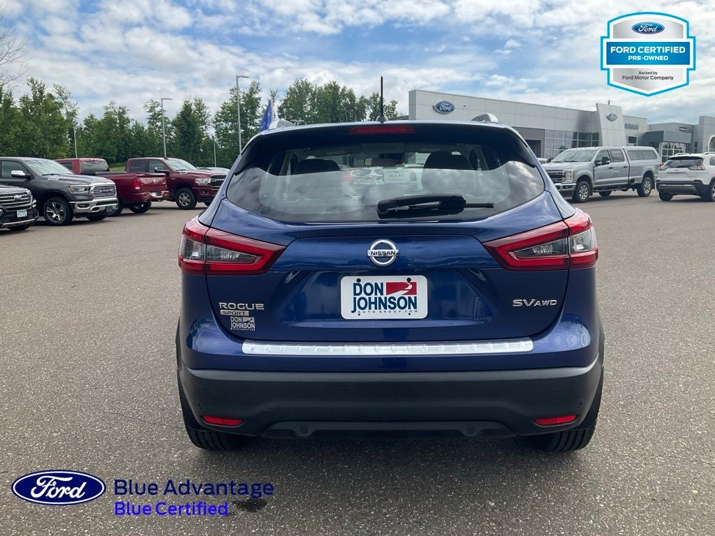 2022 Nissan Rogue Sport SV