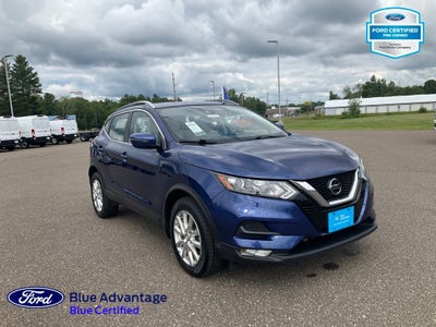 2022 Nissan Rogue Sport SV
