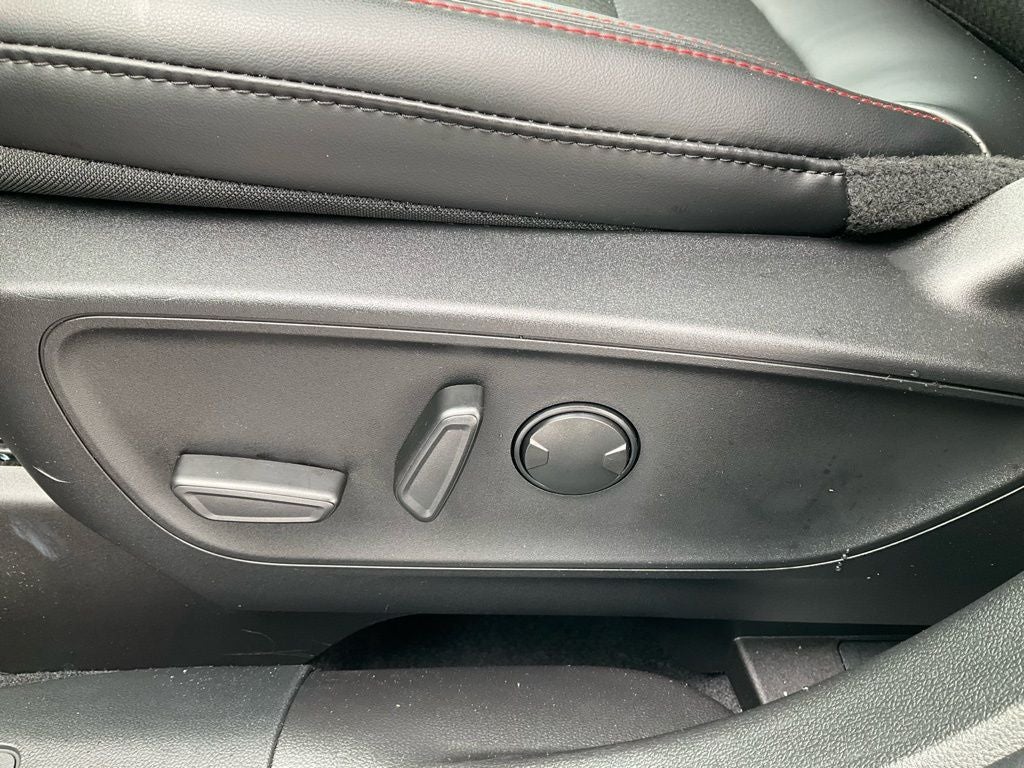 2026 Ford Escape ST-Line Elite