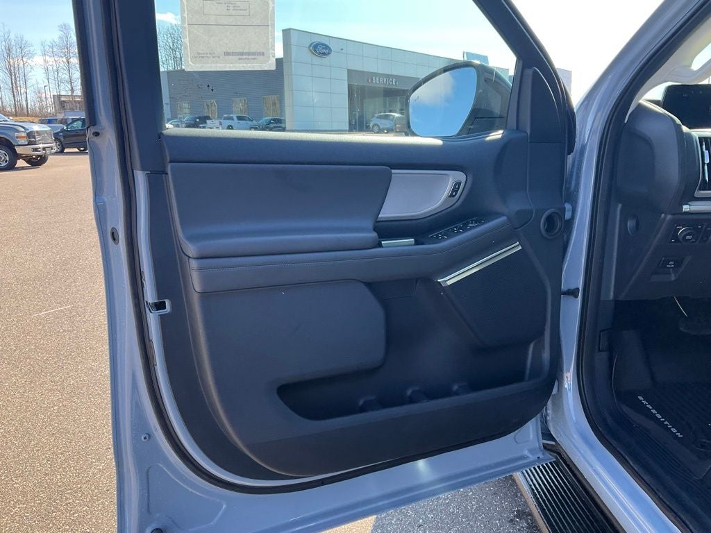 2026 Ford Expedition Max Active