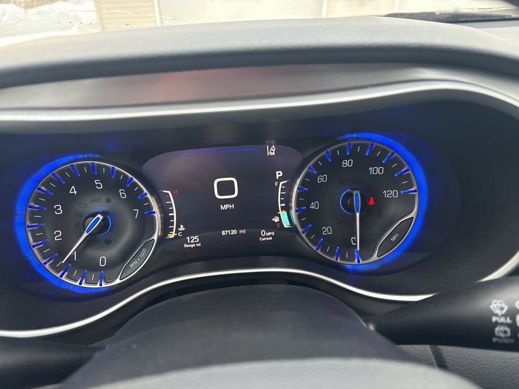 2023 Chrysler Pacifica Touring L