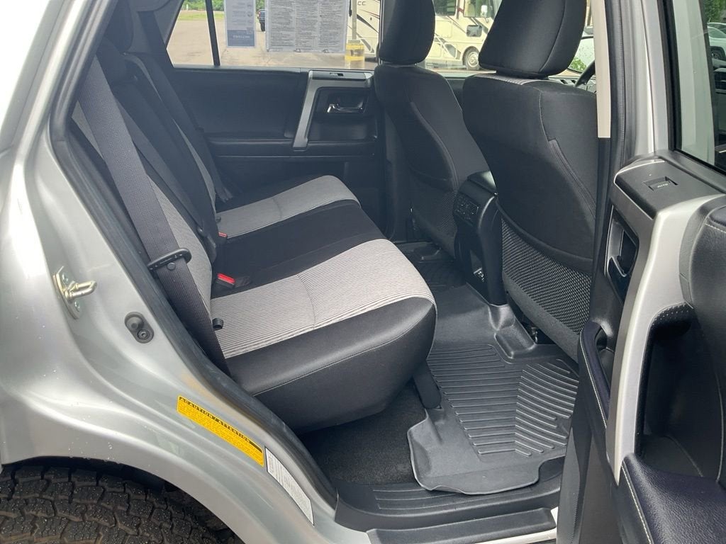 2022 Toyota 4Runner SR5