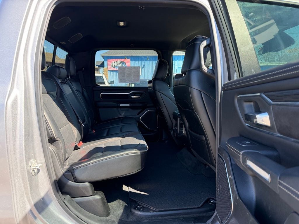 2024 RAM 1500 Laramie Crew Cab 4x4 5'7' Box