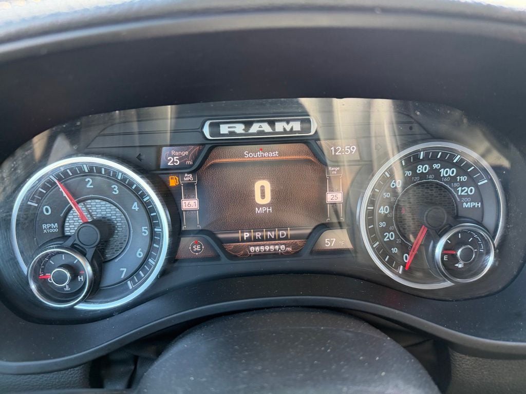 2024 RAM 1500 Laramie Crew Cab 4x4 5'7' Box