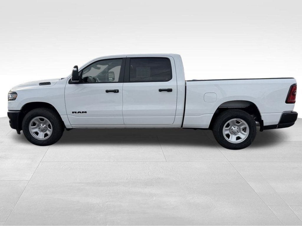 2026 RAM 1500 Tradesman Crew Cab 4x4 6'4' Box