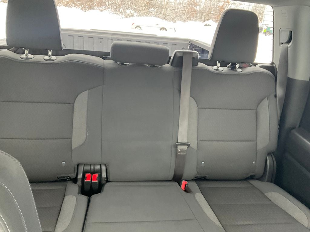 2023 Chevrolet Silverado 1500 4WD Crew Cab Short Bed Custom