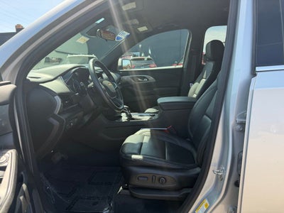 2022 Chevrolet Traverse LT Leather