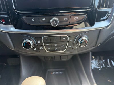 2022 Chevrolet Traverse LT Leather