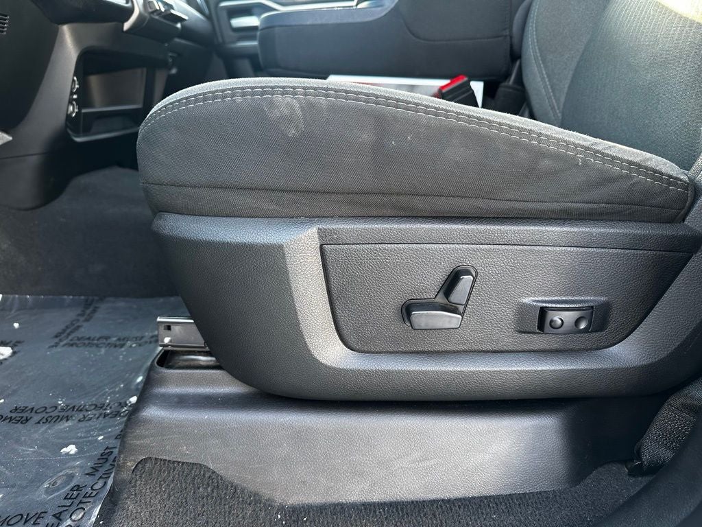 2024 RAM 3500 Big Horn Crew Cab 4x4 8' Box