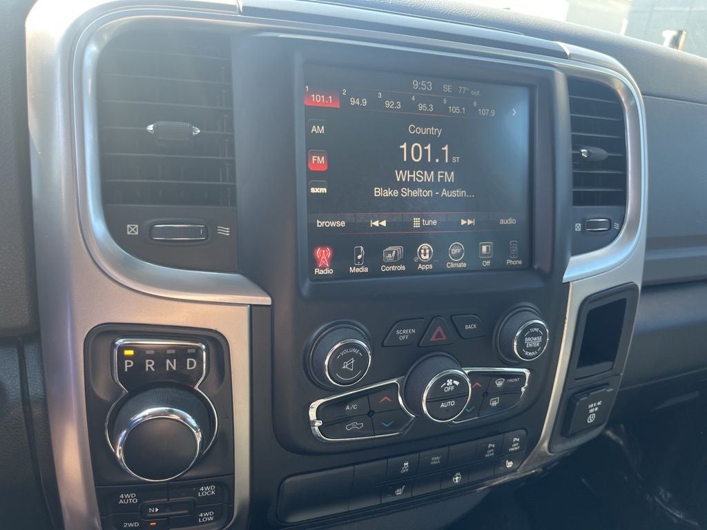2017 RAM 1500 Big Horn Crew Cab 4x4 5'7' Box