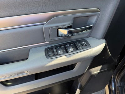2018 RAM 1500 Big Horn Crew Cab 4x4 5'7' Box
