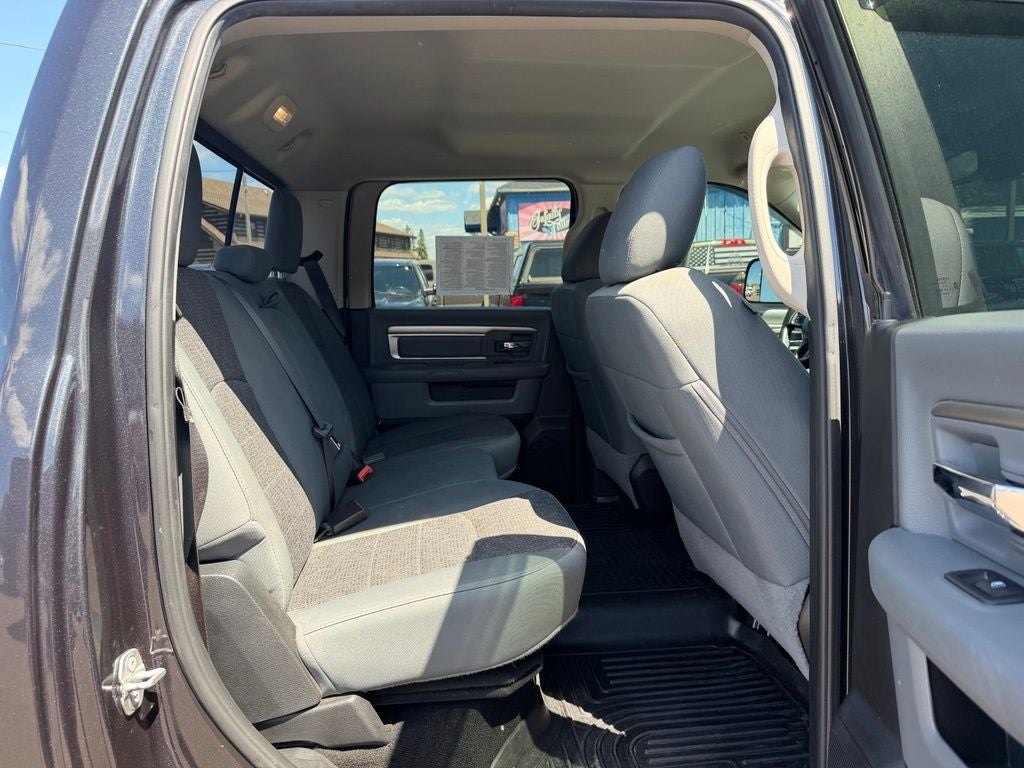 2018 RAM 1500 Big Horn Crew Cab 4x4 5'7' Box