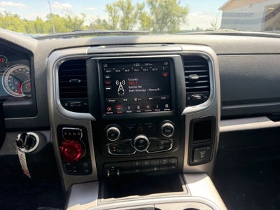 2018 RAM 1500 Big Horn Crew Cab 4x4 5'7' Box