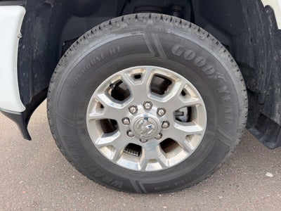2022 RAM 2500 Laramie Crew Cab 4x4 6'4' Box