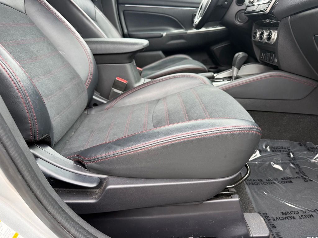 2024 Mitsubishi Outlander Sport Base