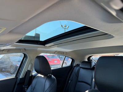 2015 Mazda Mazda3 Hatchback i Grand Touring