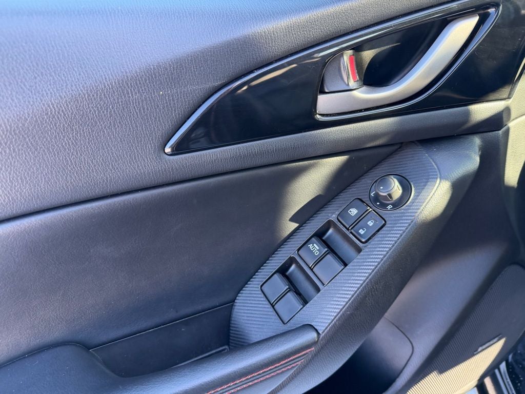 2015 Mazda Mazda3 Hatchback i Grand Touring