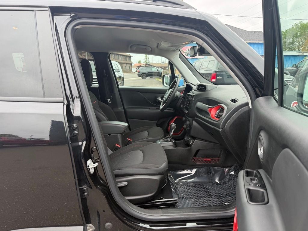 2023 Jeep Renegade Trailhawk 4x4