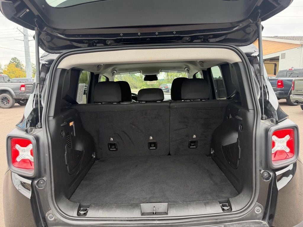 2023 Jeep Renegade Trailhawk 4x4