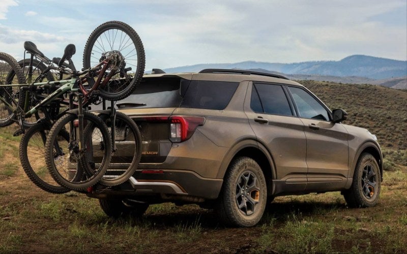 2027fordexplorer-exterior-03